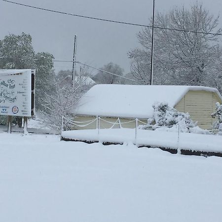 Dollar Inn Hot Springs Exterior foto